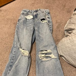 PacSun boyfriend jeans ripped in zipper area